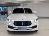 Photo 2 - Maserati Levante