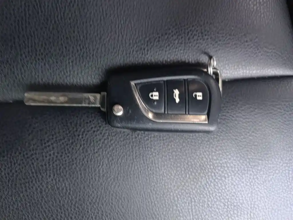 Toyota Corolla 2014 1.6L CVT GL фото 9