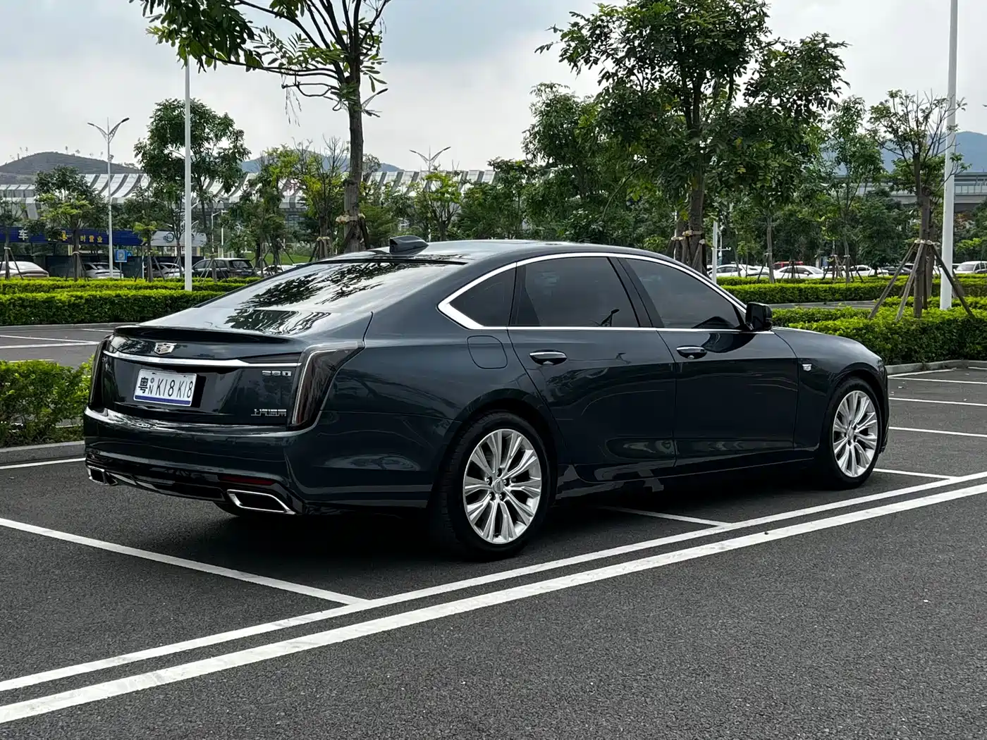 Cadillac CT6 2023 28T Premium Model фото 4