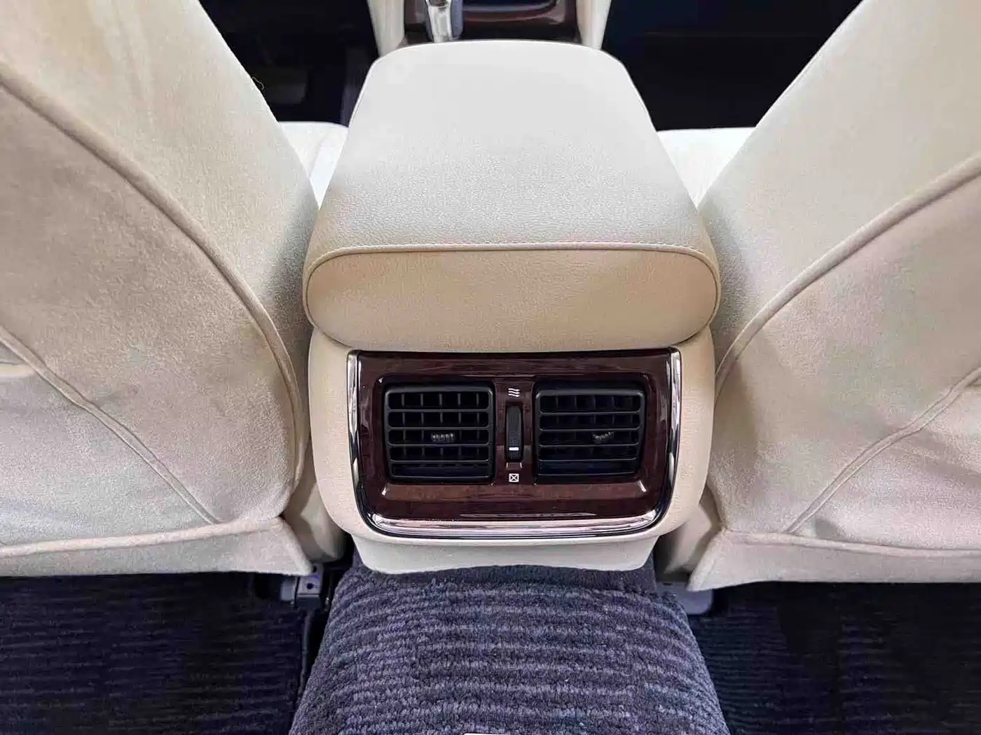 Toyota Crown 2019 2018 2.0T Pioneer Edition