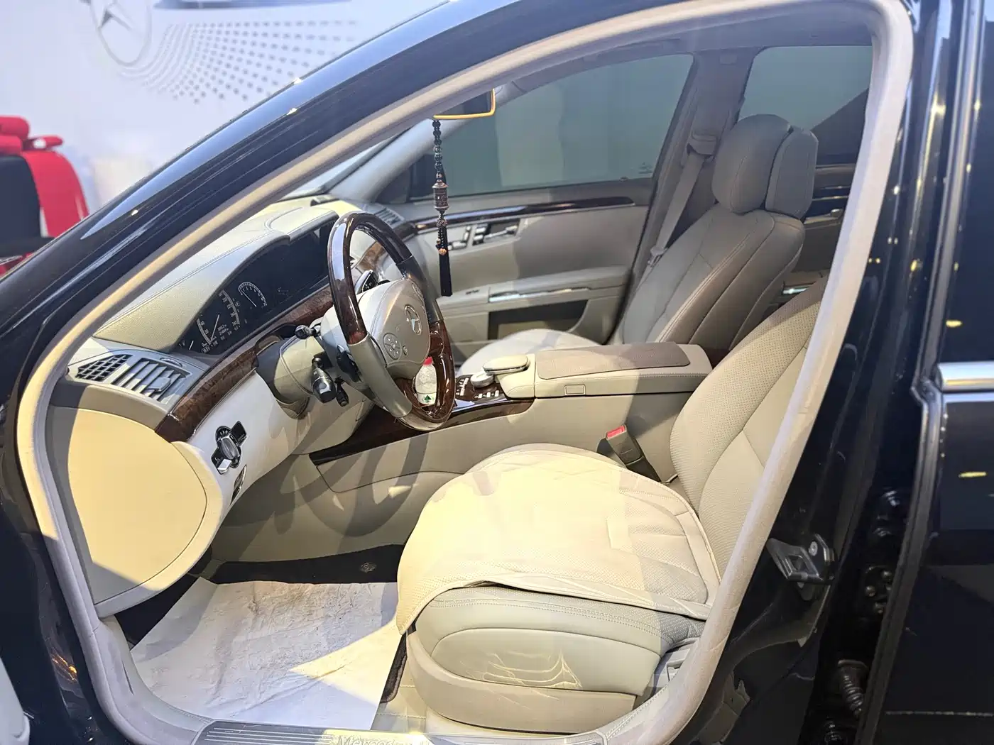 Mercedes-Benz S-Class 2010 S 350 L Luxury фото 3