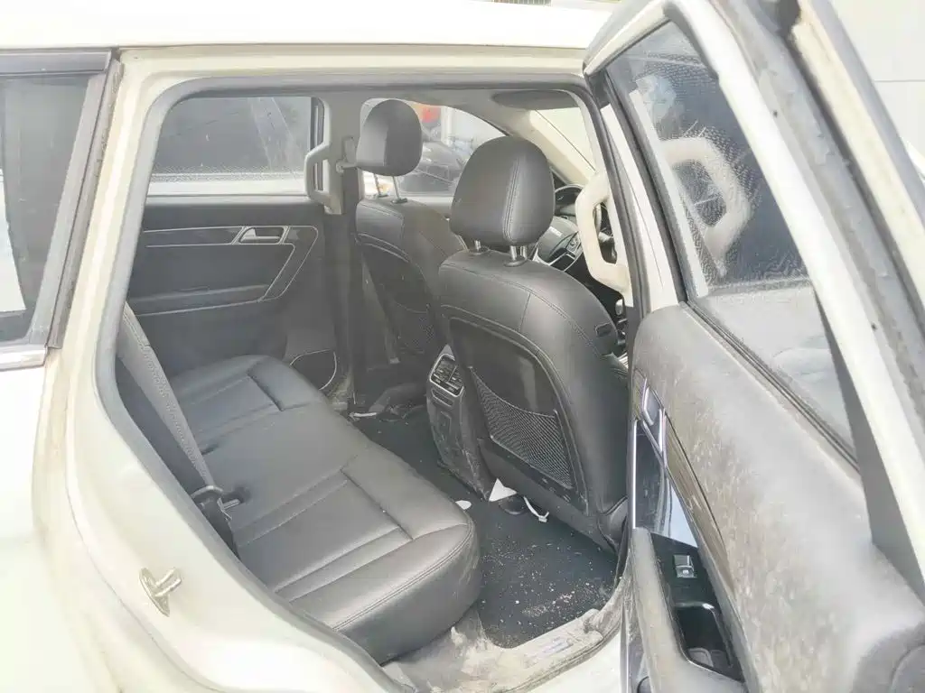 Photo 11 - Haval H6 Coupe