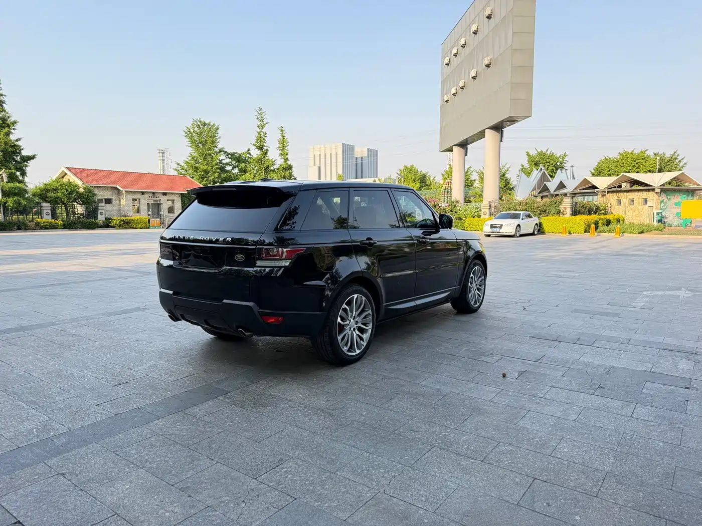 Land Rover Range Rover Sport 2015 3.0 SC V6 HSE DYNAMIC фото 5