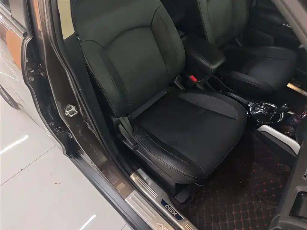 Mitsubishi ASX 2018 2.0L CVT 2WD Premium фото 25