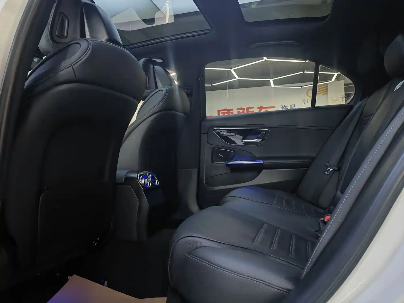 Mercedes-Benz C-Class 2023 Facelift C 260 L Sport Edition фото 11
