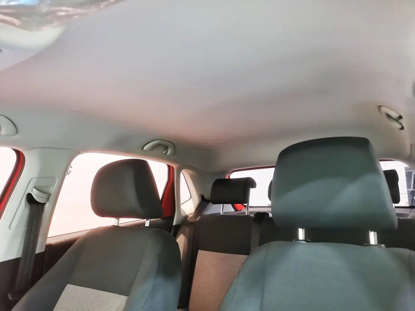 Volkswagen Polo 2018 1.5L Manual Safe Drive фото 17