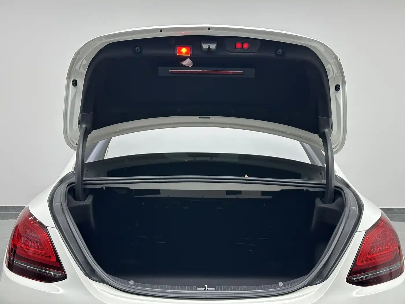 Mercedes-Benz C-Class 2020 Facelift C 260 L Sport фото 28