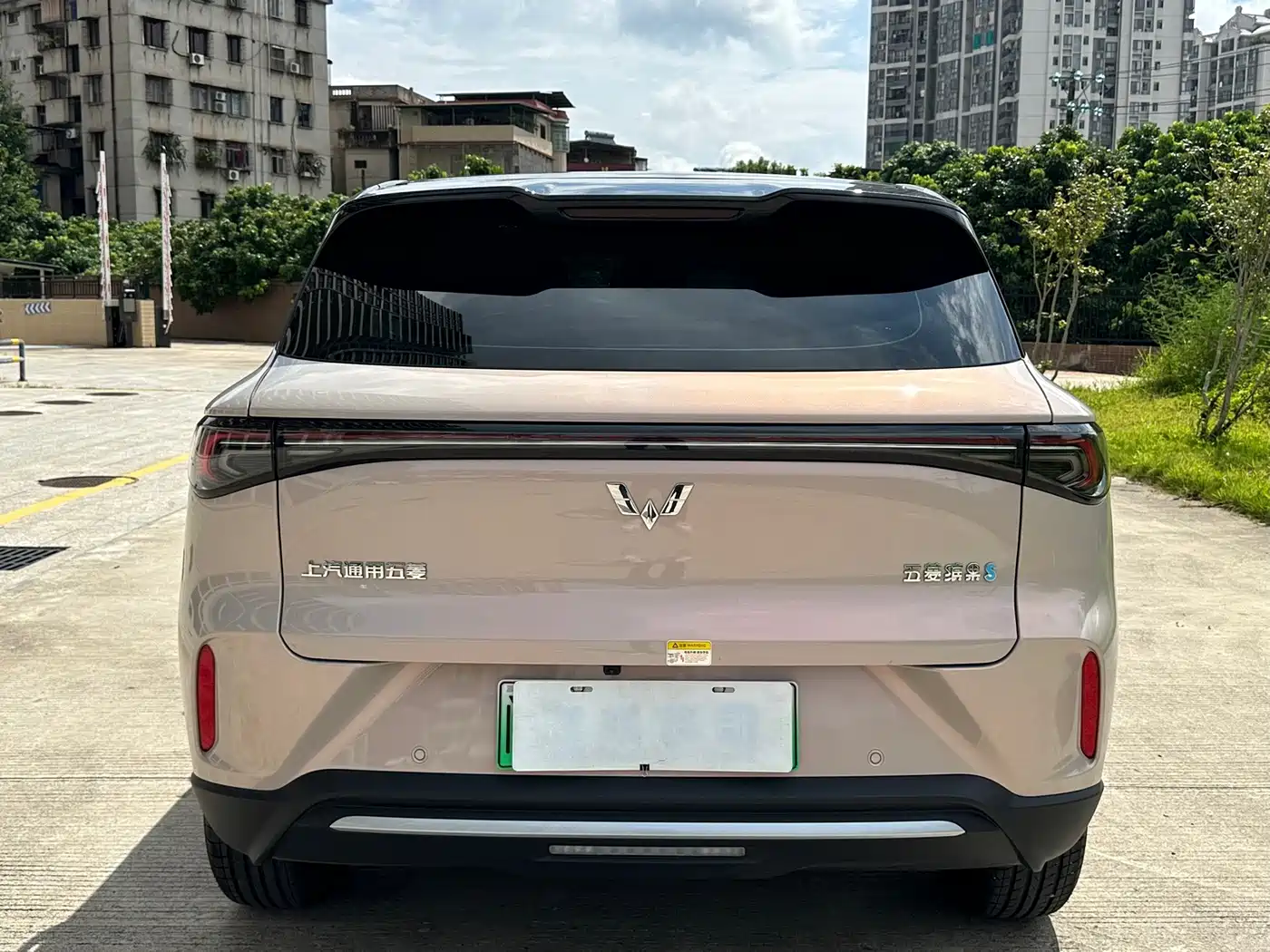 Wuling Motors Wuling Bingo S 2026 2025 Model 325km Premium Edition