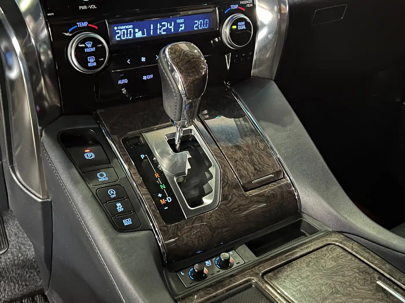 Toyota Alphard 2018 Facelift 3.5L Premium Edition фото 11