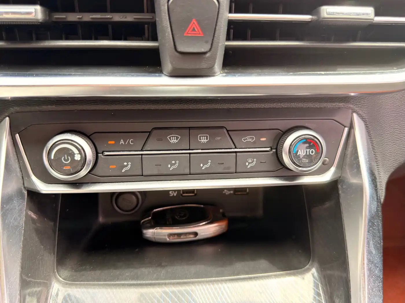 SAIC Maxus Maxus G50 2020 2020 1.5T Auto Luxury