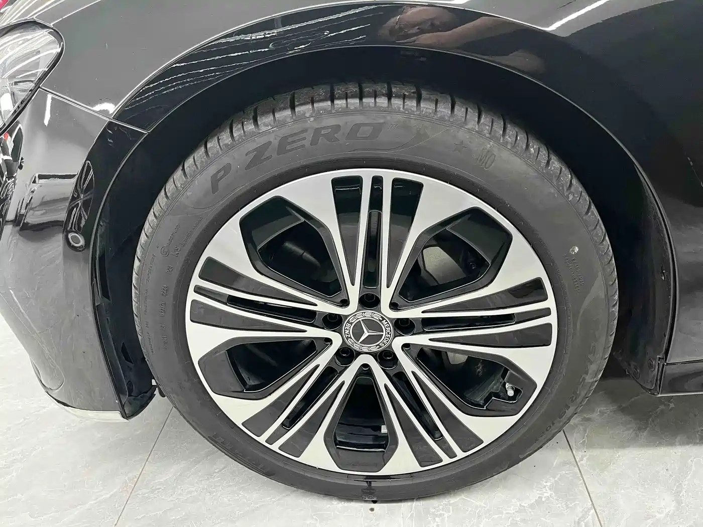 Mercedes-Benz E-Class 2024 E 300 L Fashion Sport фото 26