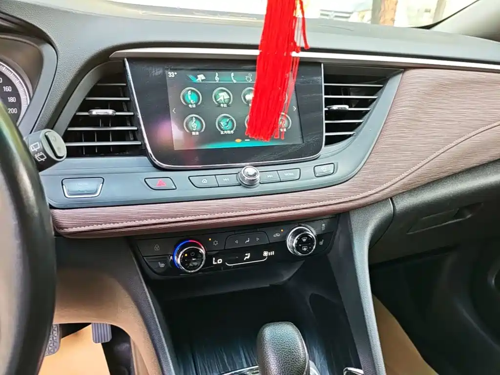 Buick GL6 2018 2019 Model 18T 6-Seater Connected Luxury Version China V