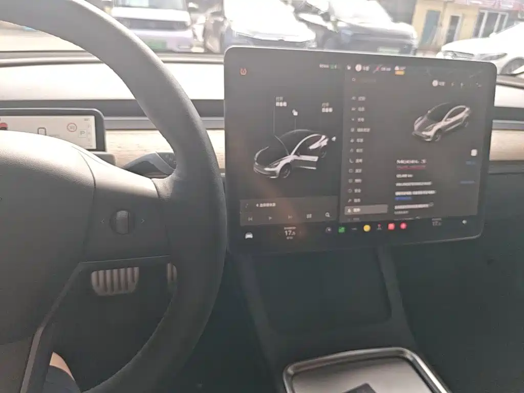 صورة 10 - Tesla Model 3