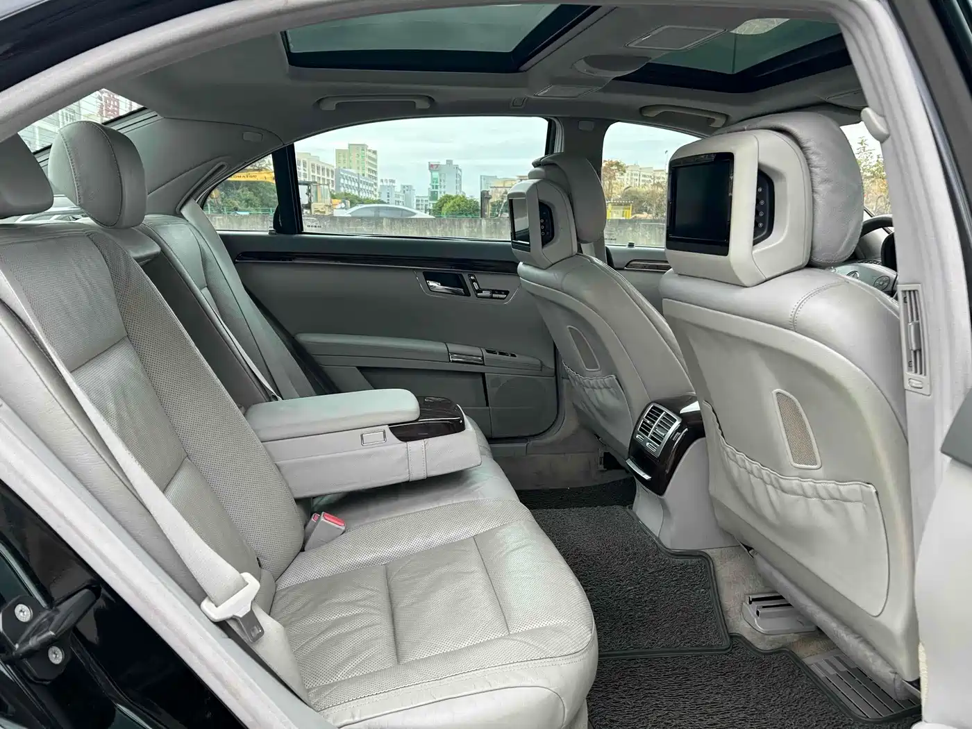 Mercedes-Benz S-Class 2010 2010 S 350 L Luxury
