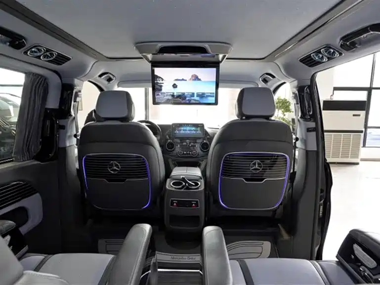 Mercedes-Benz Vito 2021 2.0T Business Edition 7-seater фото 2