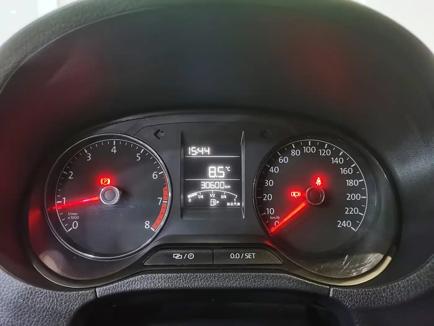 Volkswagen Polo 2018 1.5L Manual Safe Drive фото 22