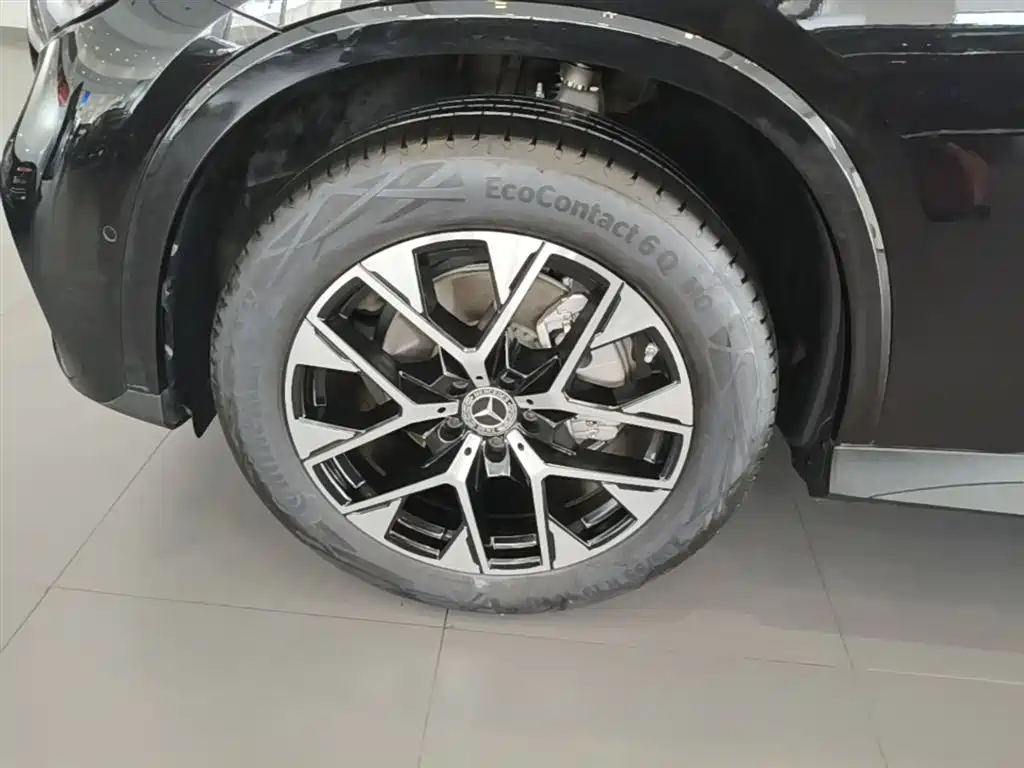 Mercedes-Benz GLC 2024 GLC 260 L 4MATIC Luxury 5-seater фото 23