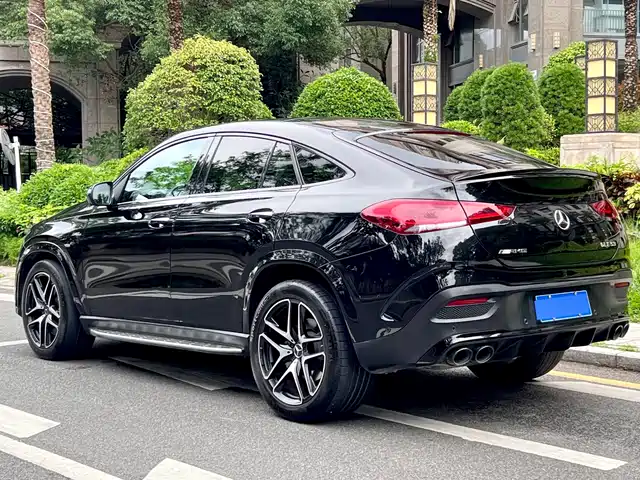 Mercedes-Benz GLE Coupe AMG 2023 AMG GLE 53 4MATIC+ Coupe SUV — фото 4