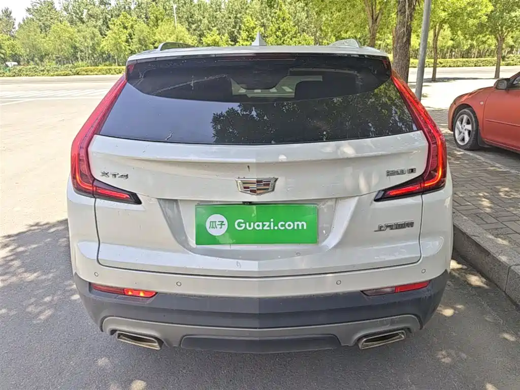 Cadillac XT4 2021 28T FWD Luxury Edition фото 6