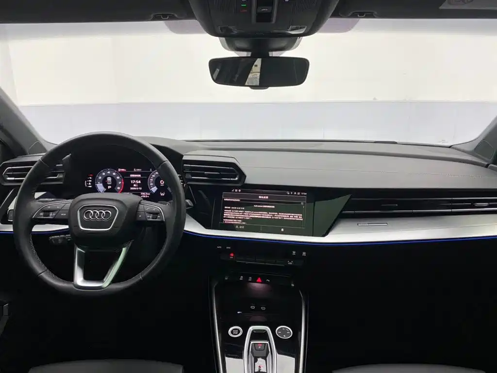 Audi A3 2025 2025 Facelift A3L Limousine 35TFSI Flying Spur Premium