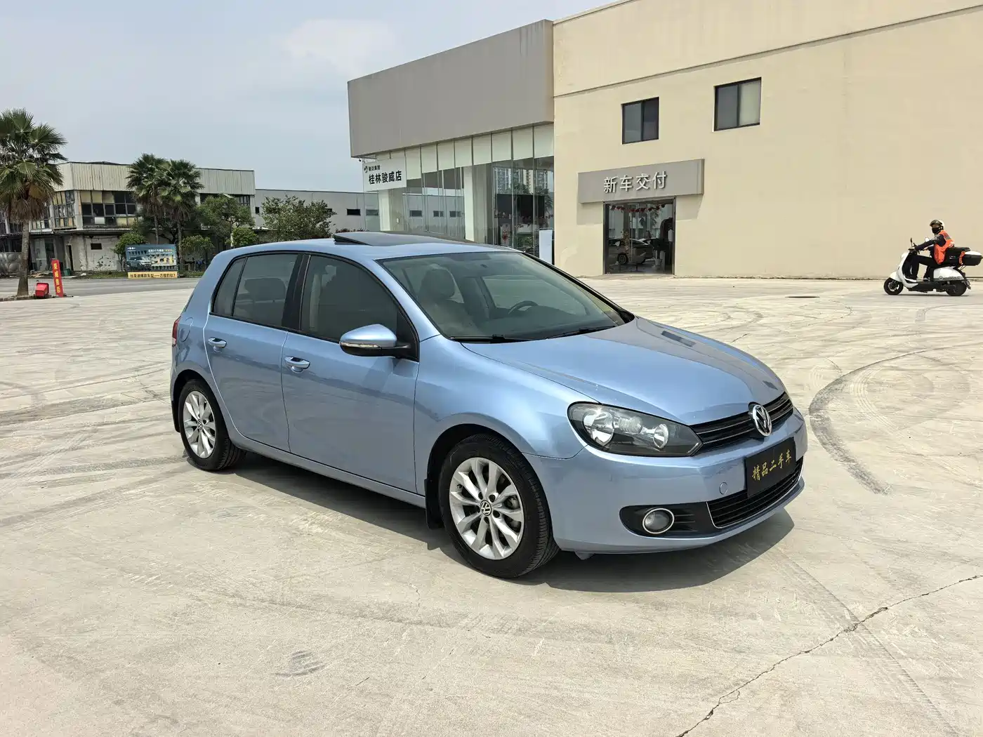 Volkswagen Golf 2011 1.4TSI Auto Luxury фото 3