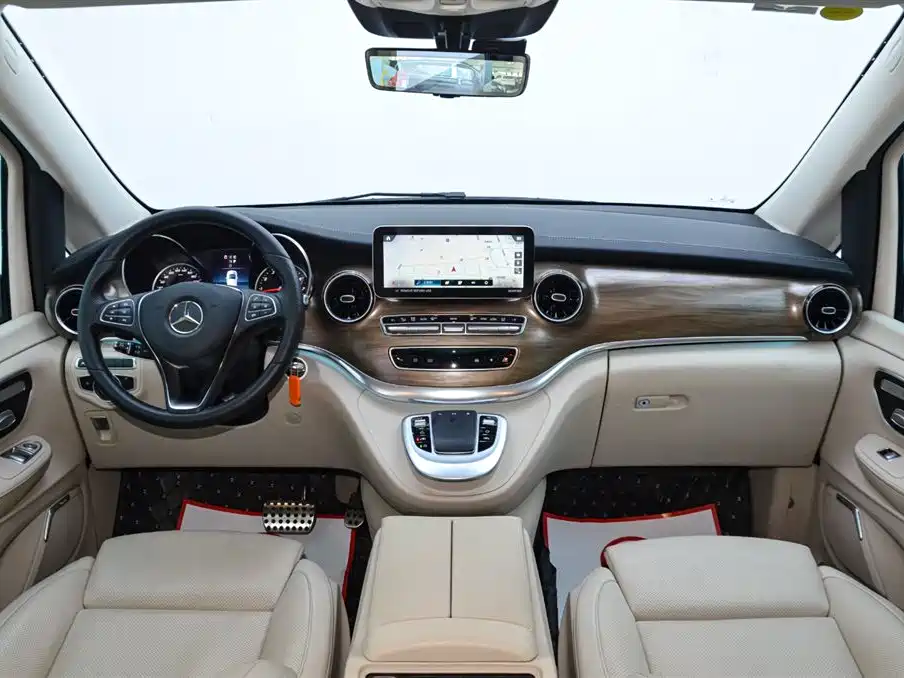 MERCEDES-BENZ V CLASS