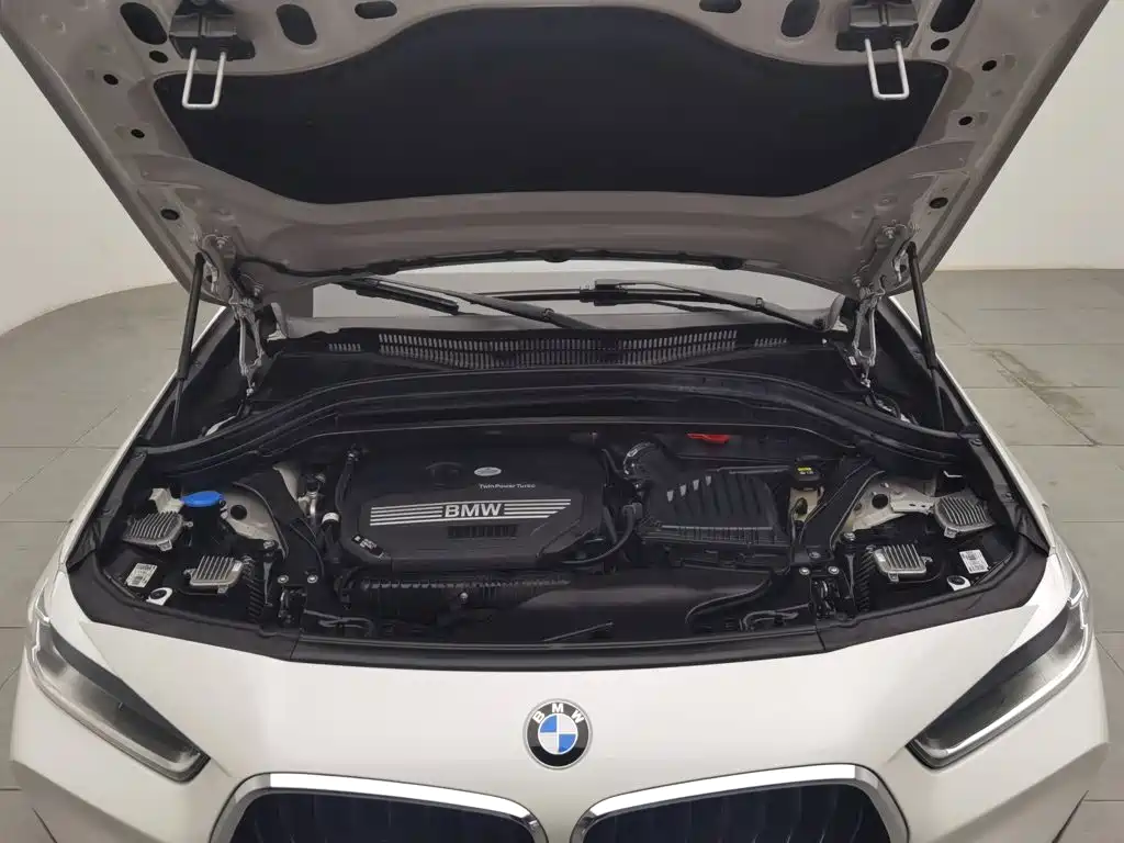 Фото 6 - BMW X2