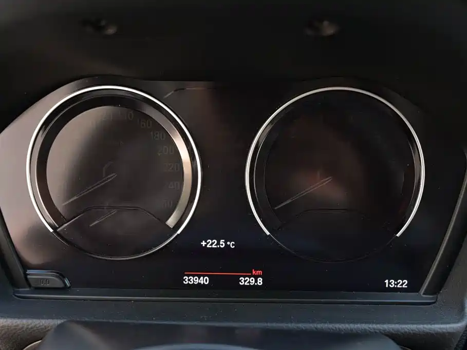 BMW 1 Series 2023 125i M Sport Shadow Edition фото 10