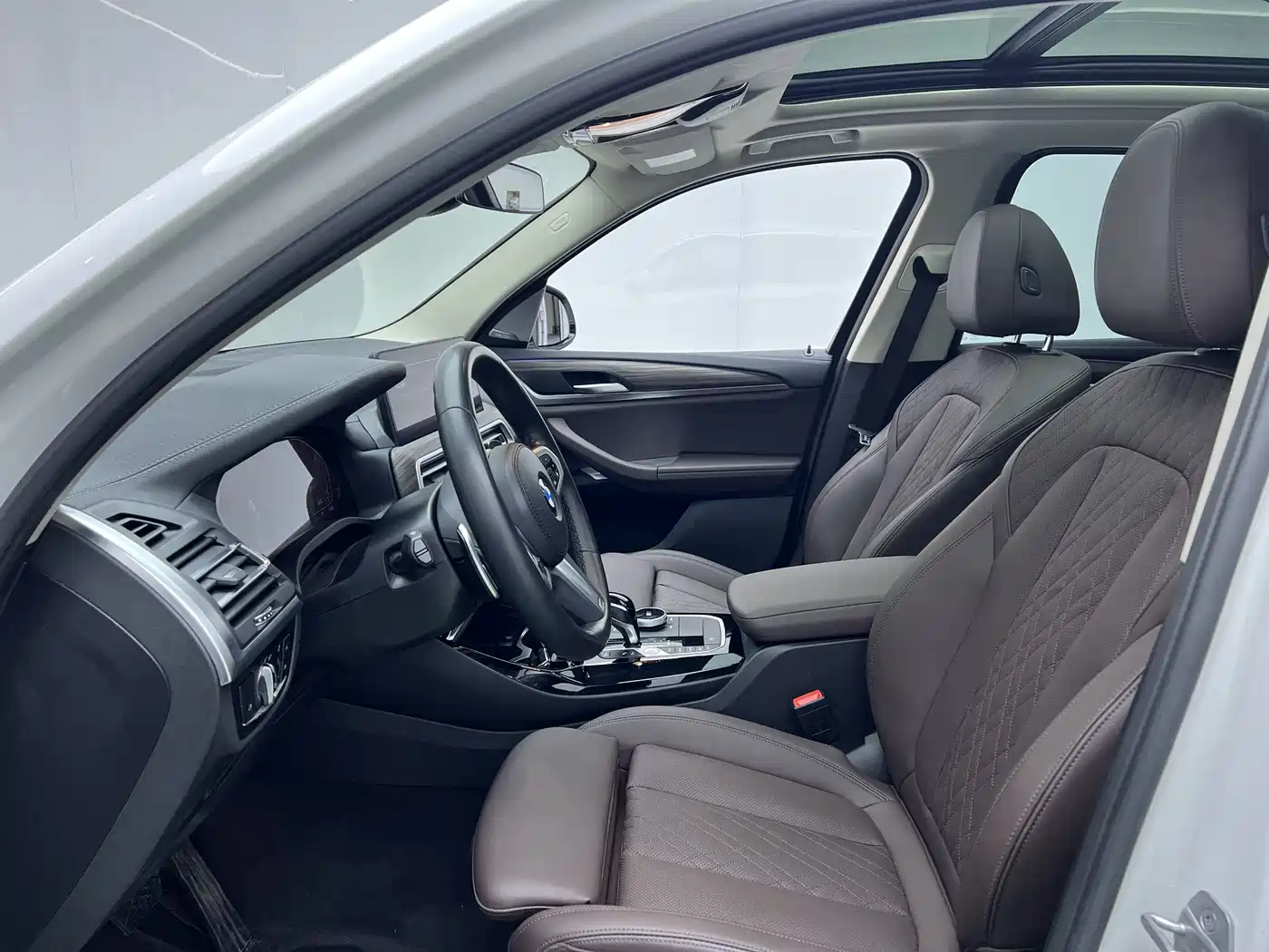 BMW X3 2022 Facelift xDrive30i Leading M Shadow Edition фото 21