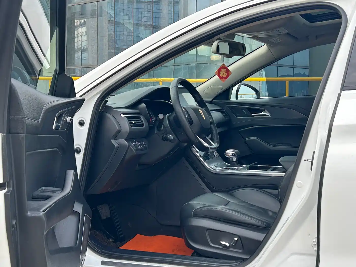 Hongqi H5 2020 1.8T Automatic Smart Connection Qi Enjoy Edition фото 4