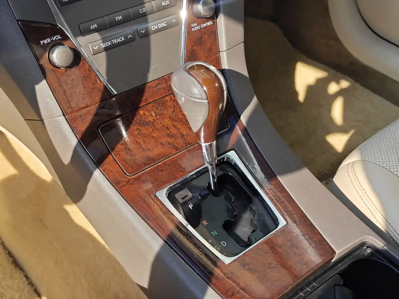 Lexus ES 2010 350 Elegance Edition фото 17