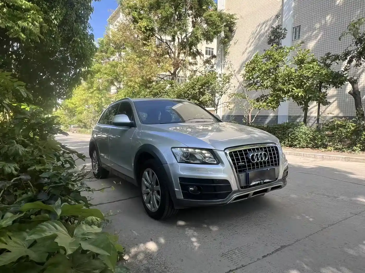 Audi Q5 2012 2.0TFSI Luxury фото 2