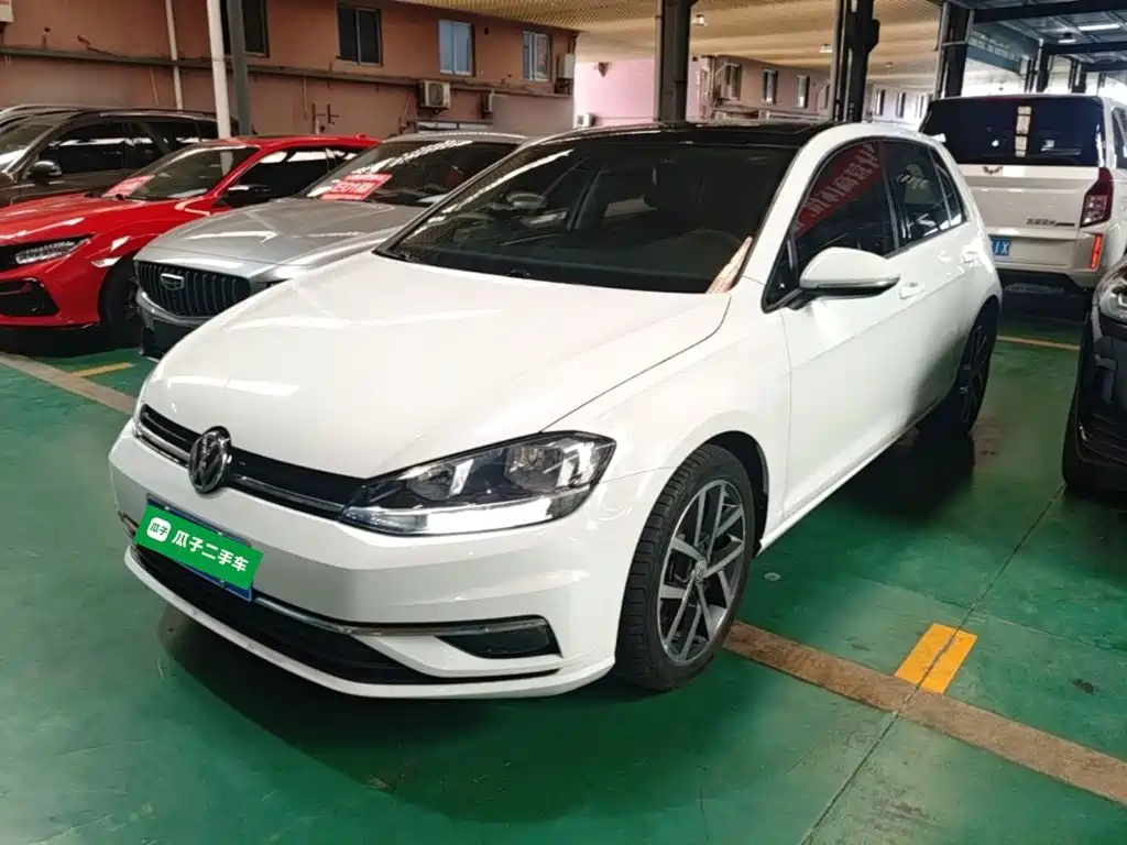  Volkswagen Golf 2020 Beloved Edition 280TSI DSG Comfort