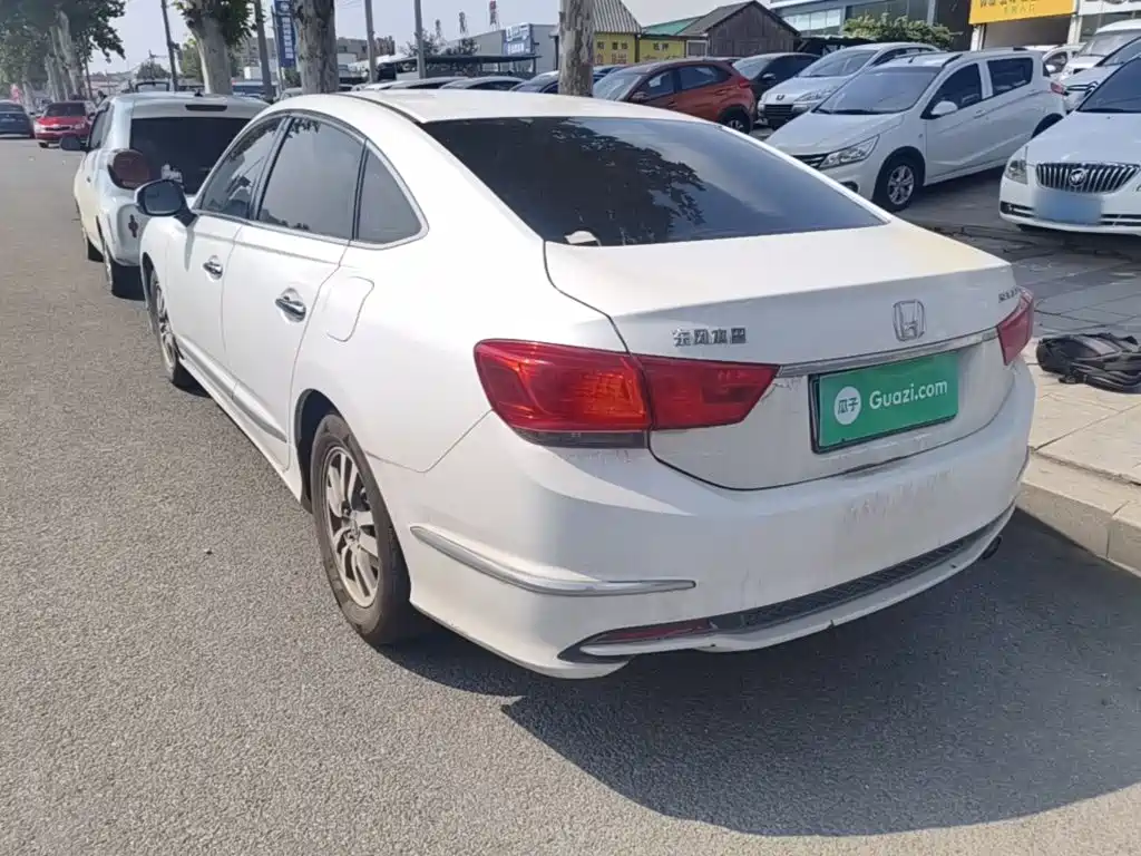 Honda Spirior 2015 2015 2.0L Premium Edition