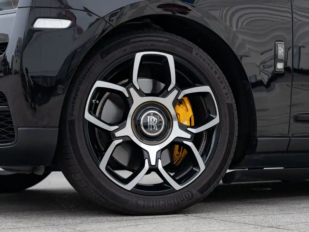 Rolls-Royce Cullinan 2023 2024 Black Badge