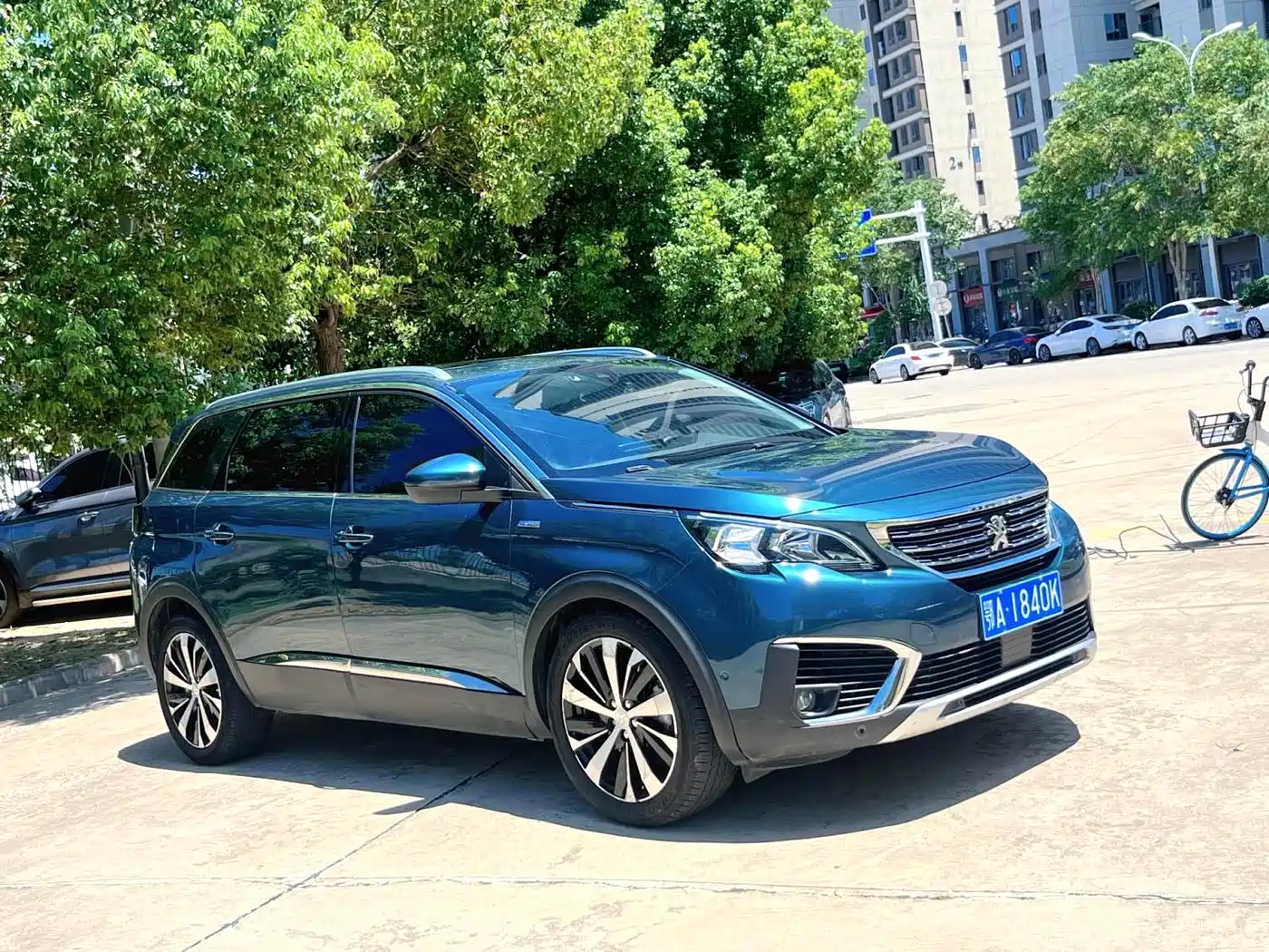 Peugeot 5008 2017 380THP 7-seat Luxury Edition фото 3