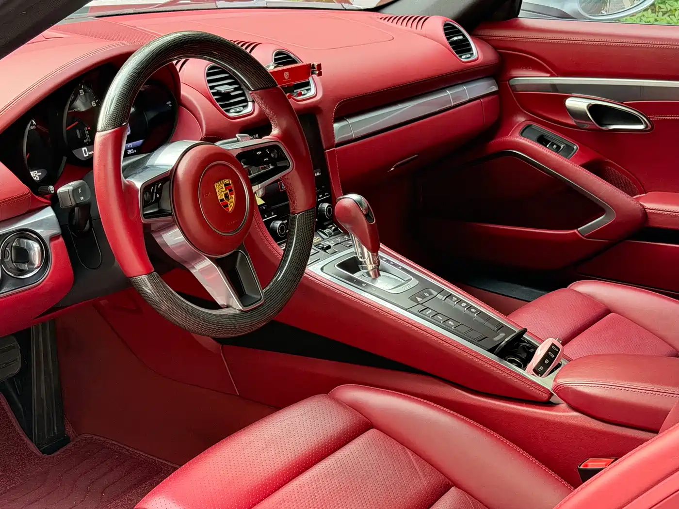 Porsche 718 2018 Cayman 2.0T фото 4