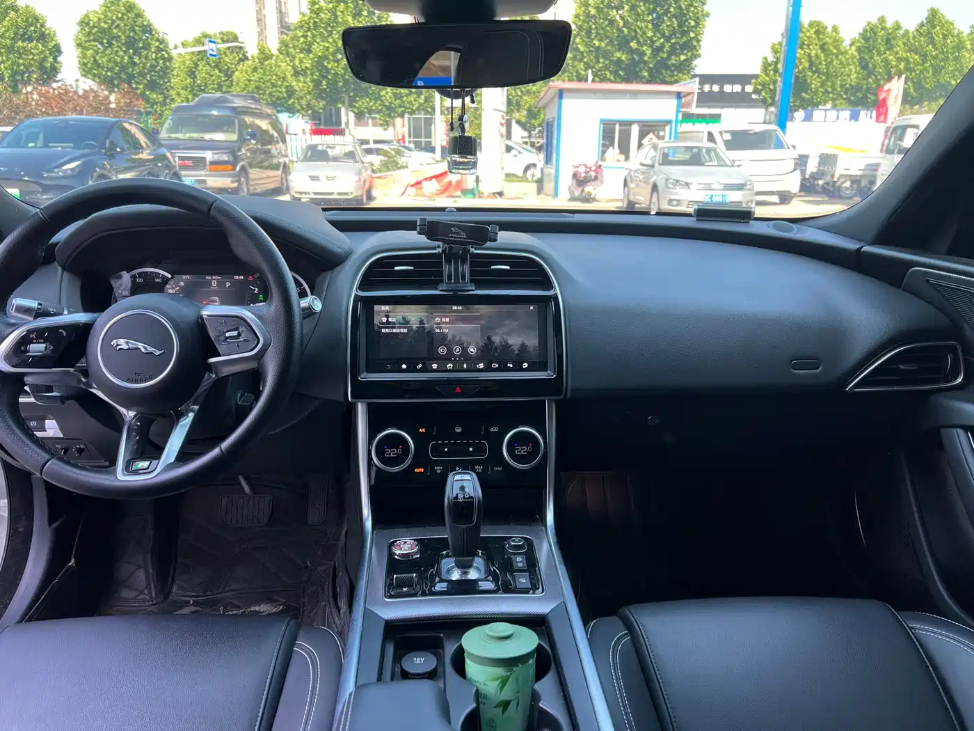 Jaguar XEL 2020 2.0T 200PS R-DYNAMIC S Progressive Sport Edition фото 8