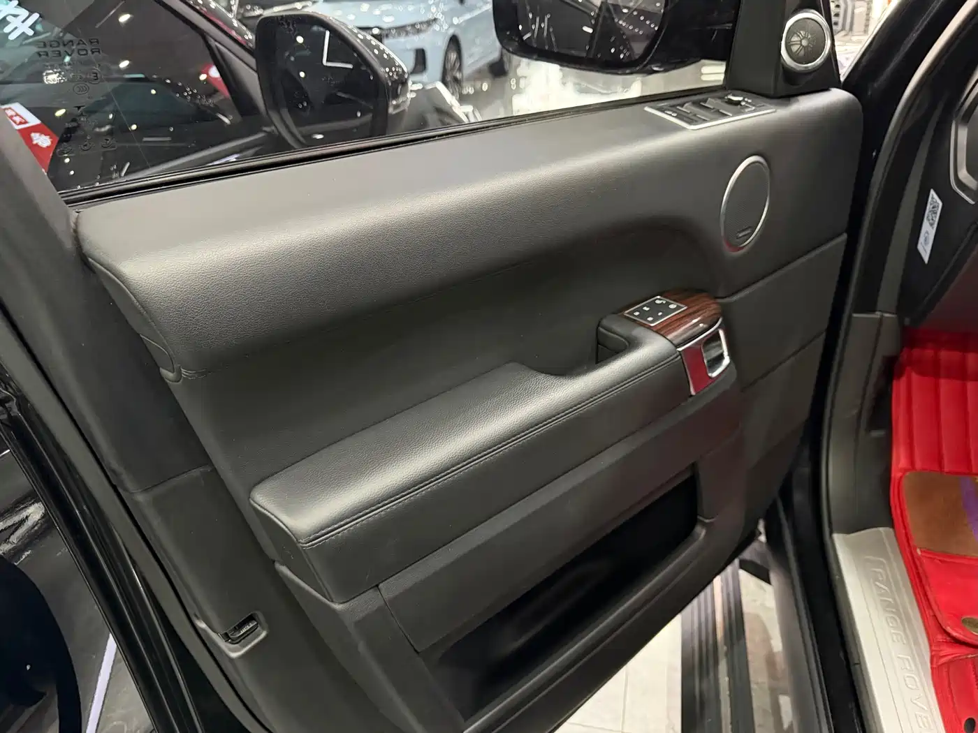 Land Rover Range Rover 2017 3.0 SC V6 Vogue фото 11