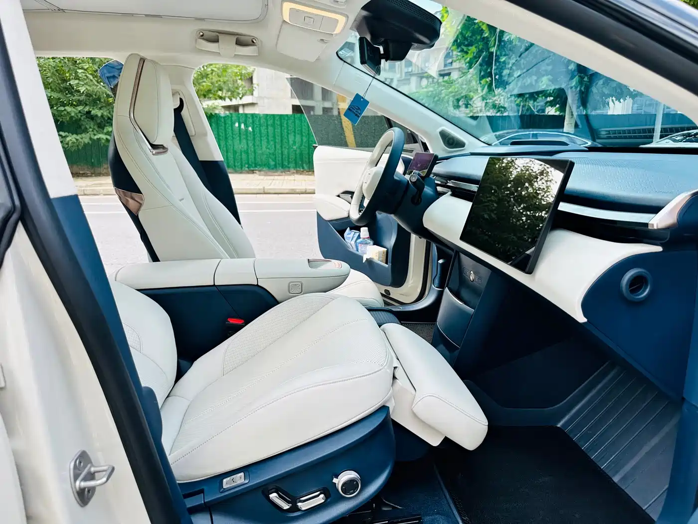 ZEEKR X 2024 2024 Model 4-Seat RWD Version