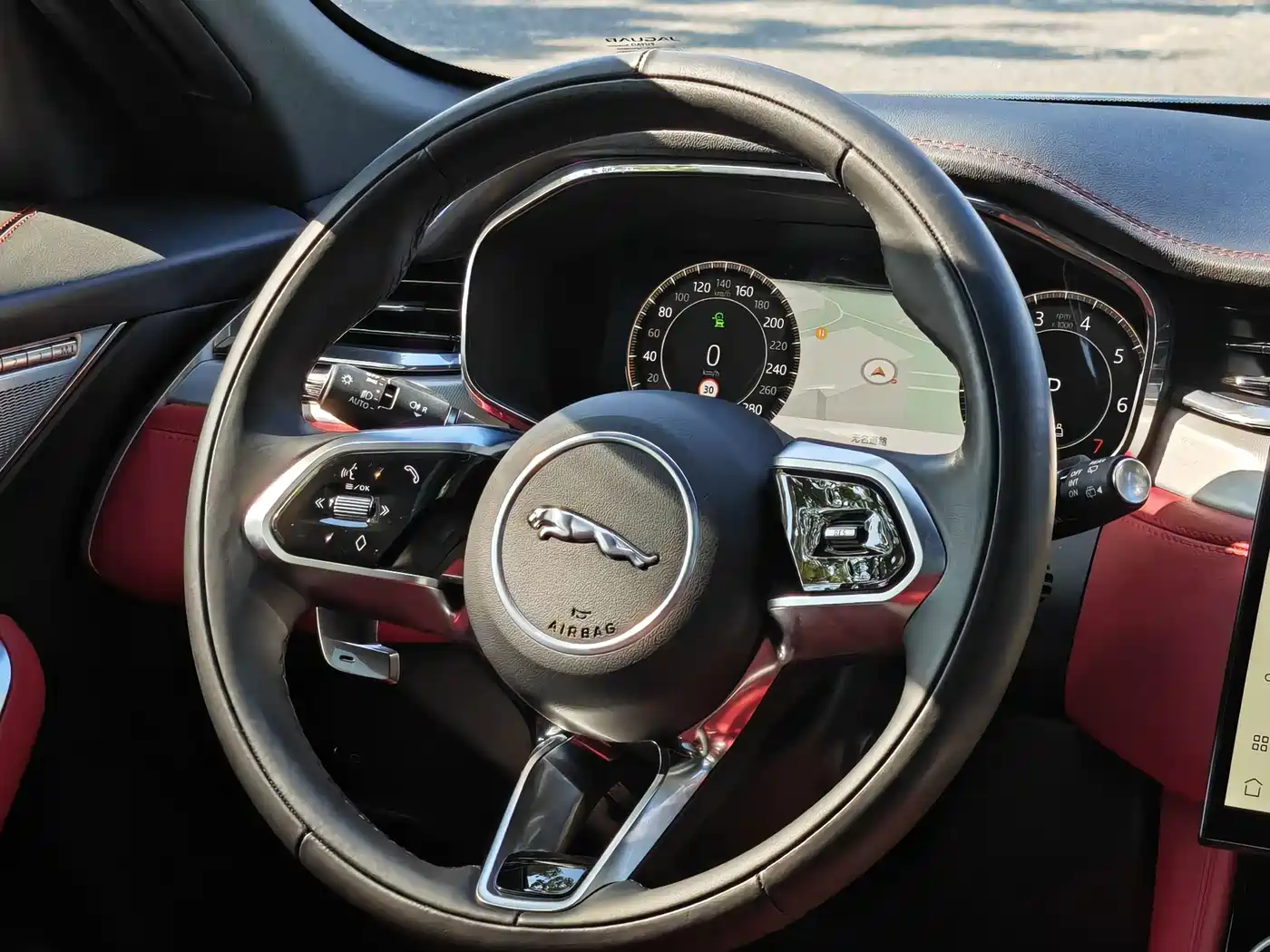 Jaguar F-PACE 2024 2024 P250 R-Dynamic SE