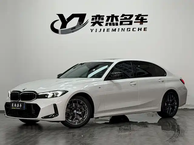 BMW 3 330Li, M Чёрный спорт-пакет