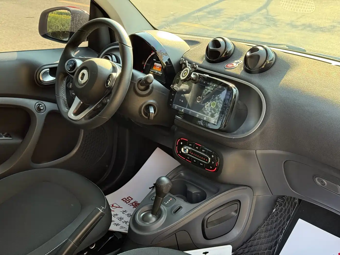 smart fortwo 2019 2019 0.9T 66kW Hardtop Wind Edition China VI