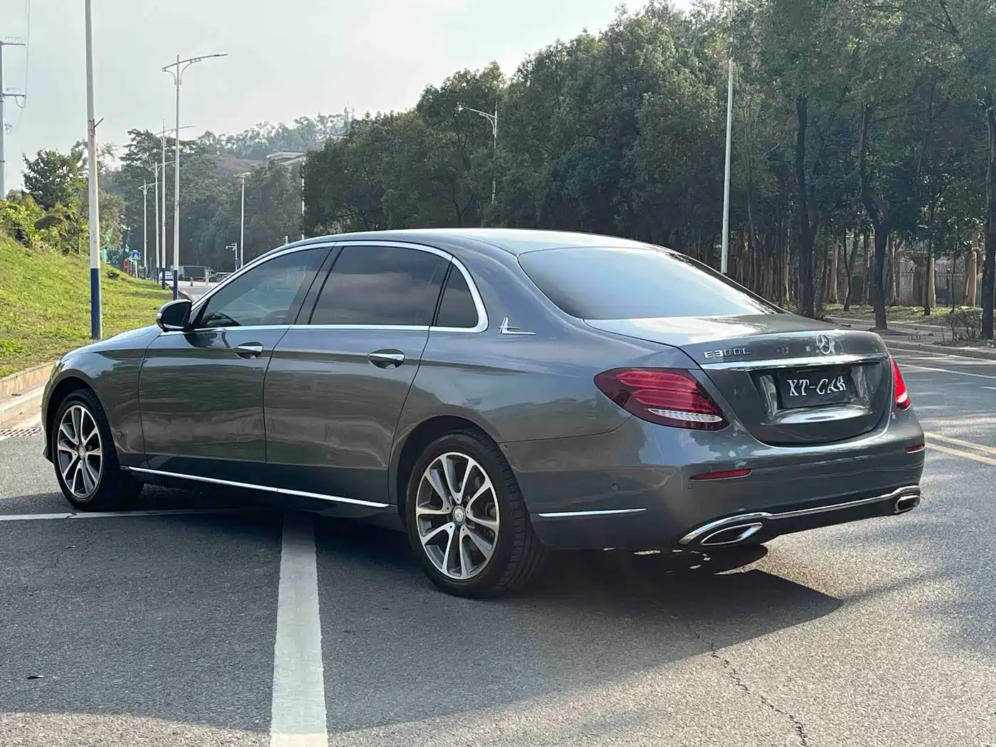 Mercedes-Benz E-Class 2016 E 200 L фото 9