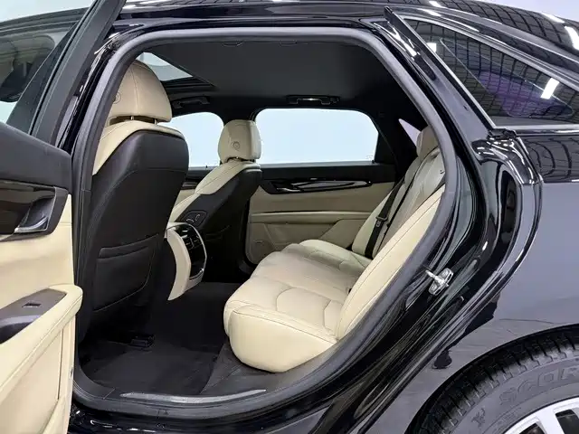 Фото 8 - Cadillac CT6