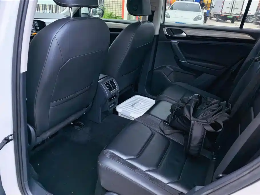 Volkswagen Tayron 2019 330TSI 4WD Luxury China VI фото 11