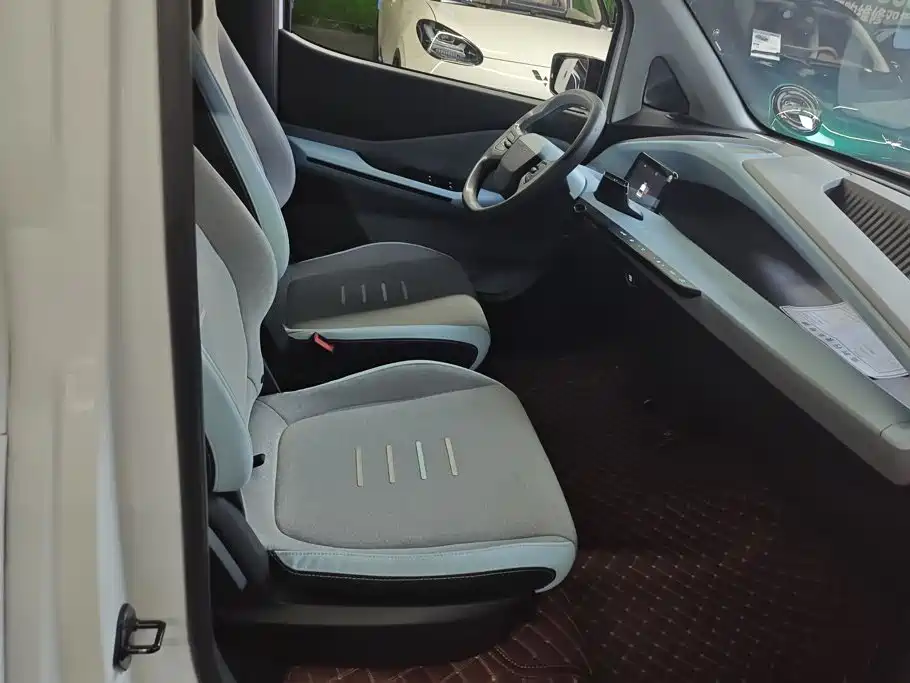 Wuling Motors Wuling NanoEV 2022 2021 Passion Edition