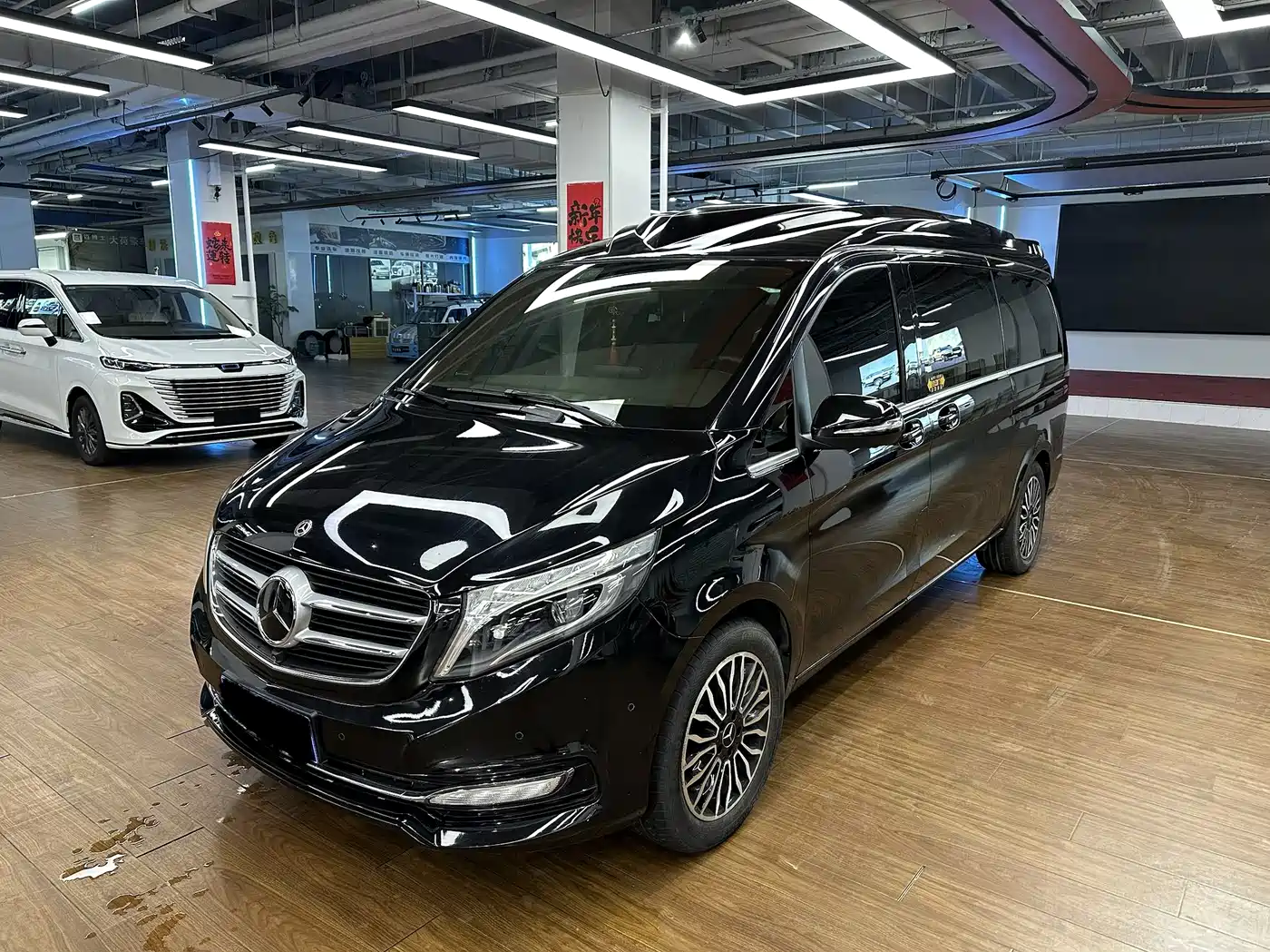 Mercedes-Benz V-Class 2018 V 260 L Premium Long Version China V