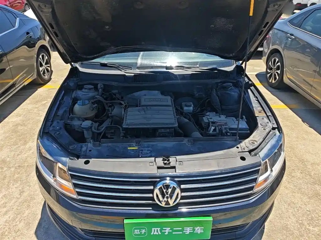 Volkswagen Lavida 2017 1.6L Automatic Trend Edition фото 20
