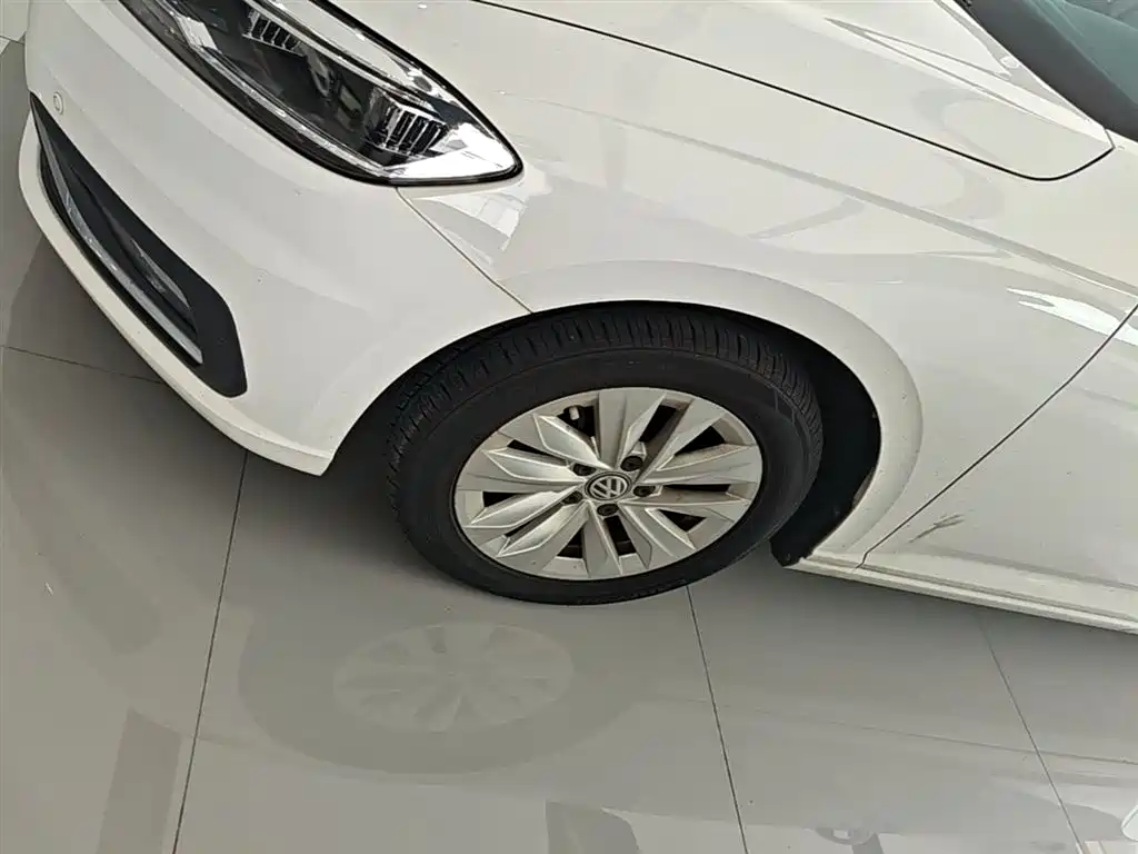 Volkswagen Lavida 2018 Hatchback 280TSI DSG Comfort Edition China V фото 23